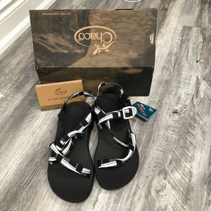 New in box Chaco ZCloud Sandal womens size 10